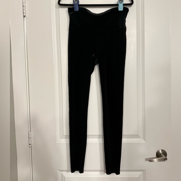 SPANX Pants - SPANX Velvet Leggings High-Rise Shaping Pants in Black Size Large